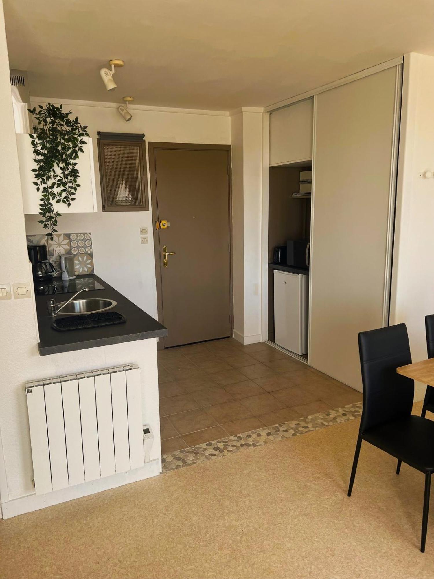Studio Vue Sur Mer Avec Veranda - Roscoff Lejlighed Eksteriør billede